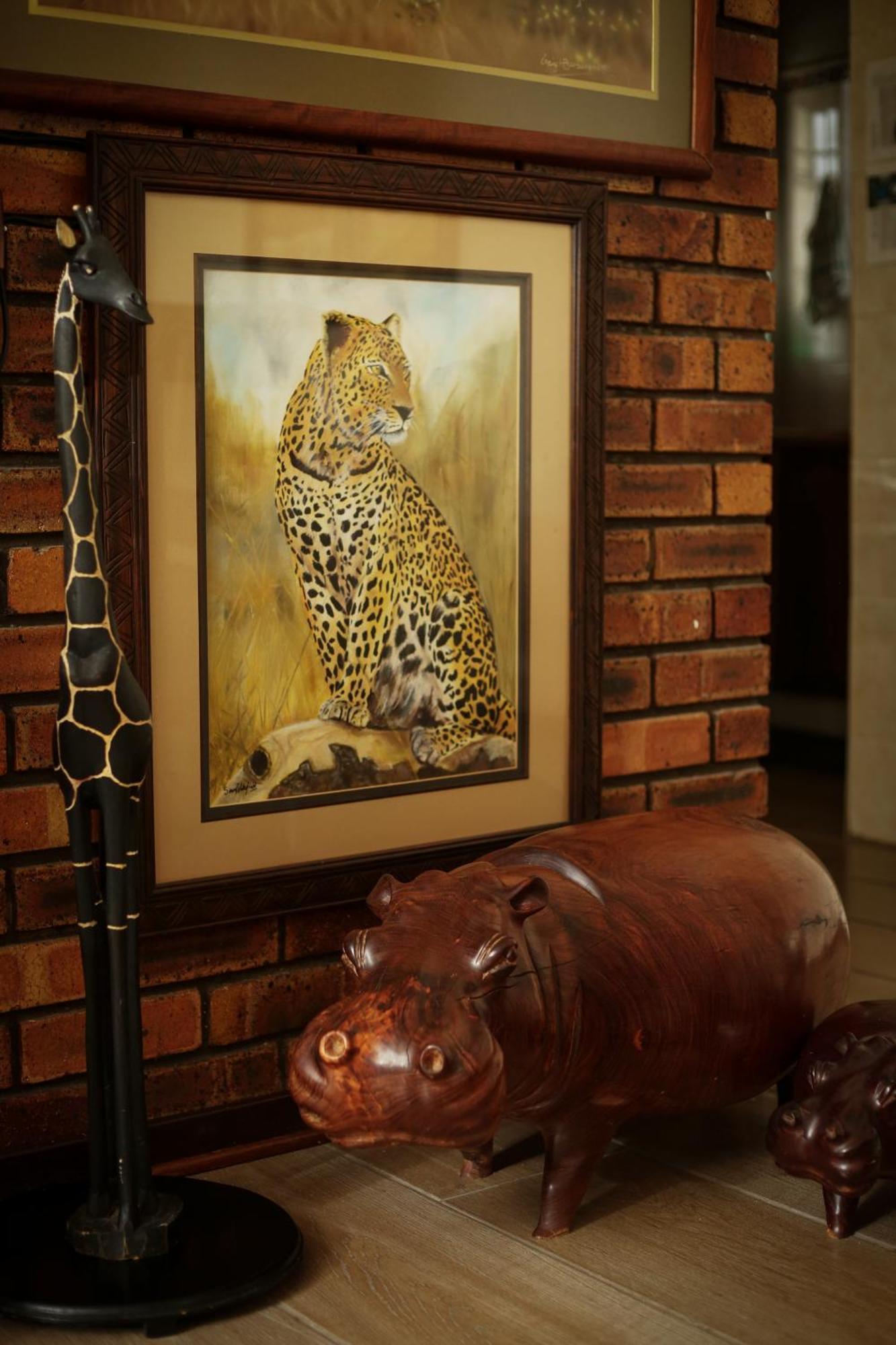 Woodlands Stop Over And Lodge Francistown Bagian luar foto