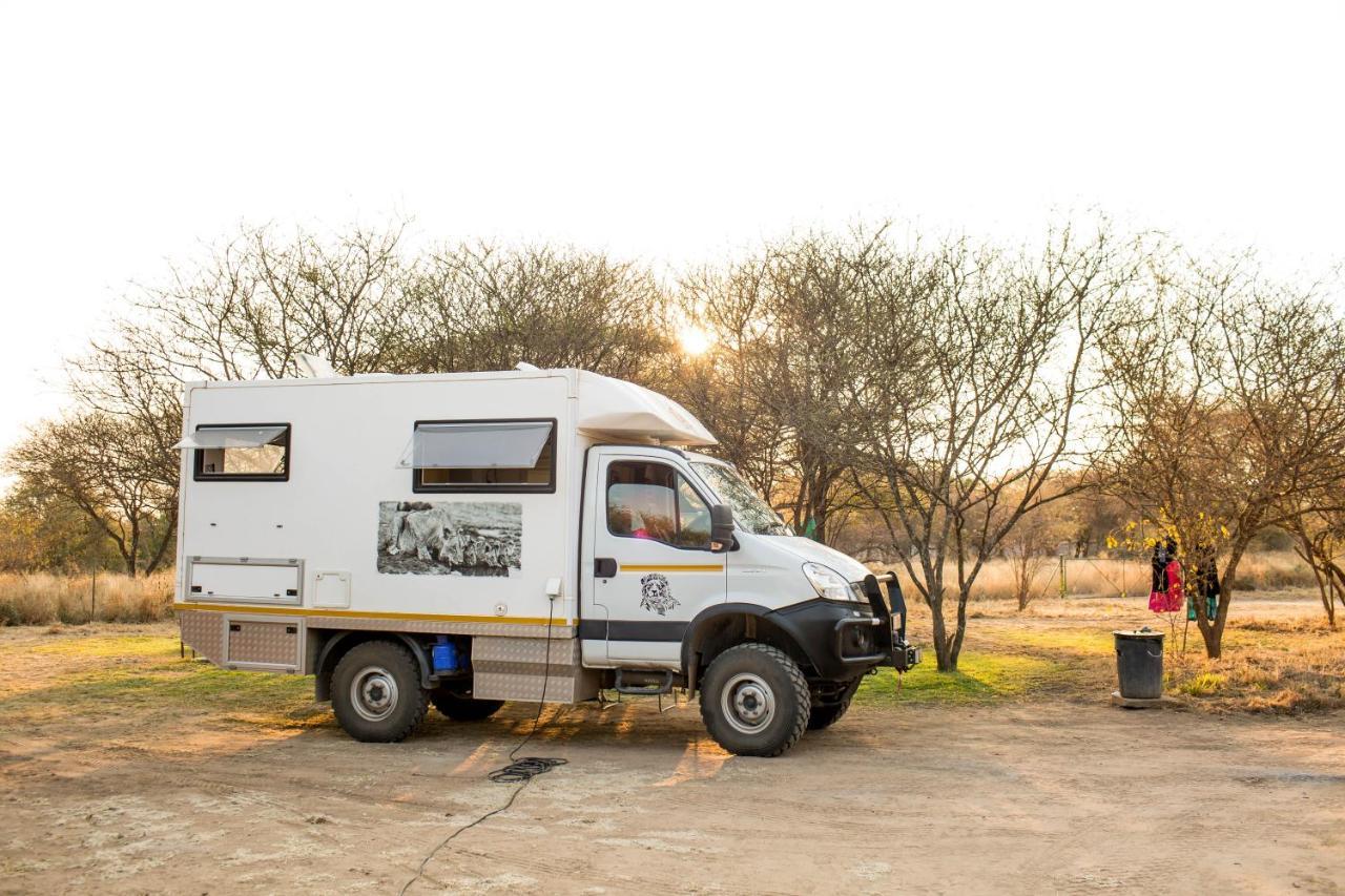 Woodlands Stop Over And Lodge Francistown Bagian luar foto